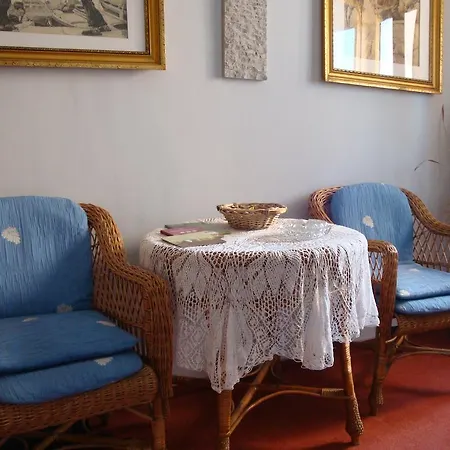 بيت ضيافة Stari Grad Divača